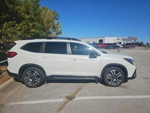 2024 Subaru Ascent Limited 8-Passenger