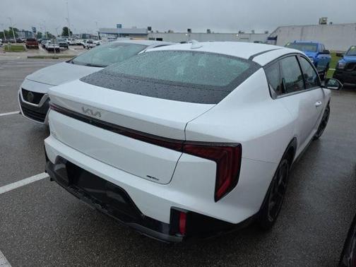 White 2025 Kia K4 GT-Line