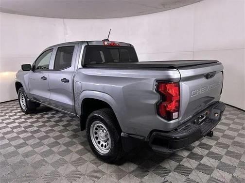 2024 Chevrolet Colorado WT