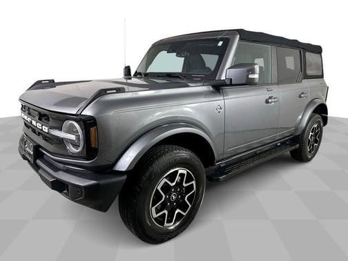 CARBONIZED GRAY METALLIC 2022 Ford Bronco Outer Banks