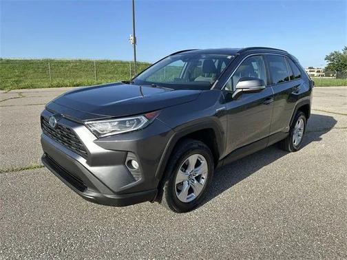2020 Toyota RAV4 Hybrid XLE