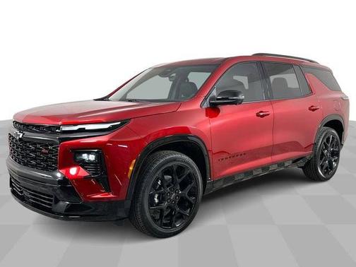 Radiant Red Tintcoat 2026 Chevrolet Traverse RS