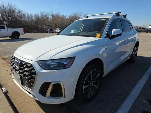 2023 Audi Q5 45 S line Premium Plus