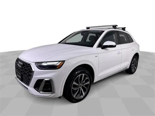 2023 Audi Q5 45 S line Premium Plus