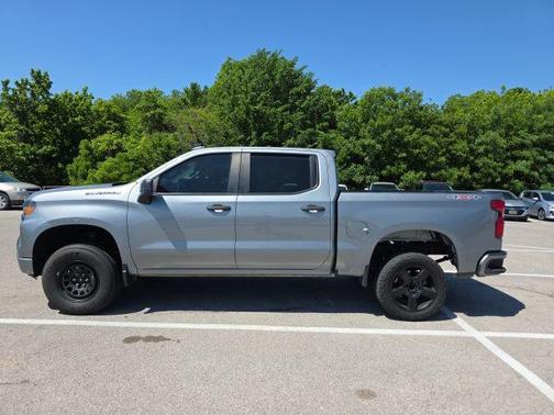 Sterling Gray Metallic 2023 Chevrolet Silverado 1500 Custom