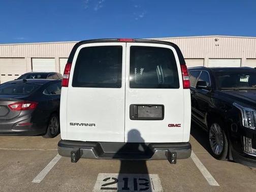 2023 GMC Savana 2500 Work Van
