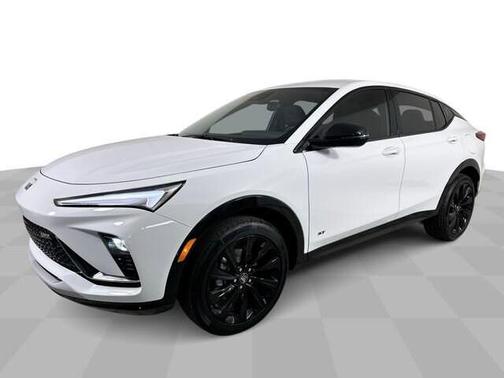Summit White 2026 Buick Envista Sport Touring FWD