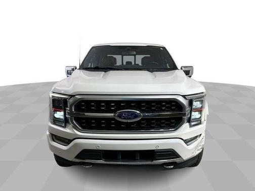 STAR WHITE METALLIC TRICOAT 2022 Ford F-150 Platinum