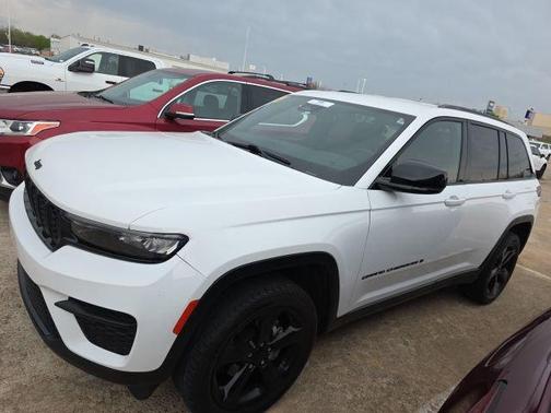 2023 Jeep Grand Cherokee Altitude