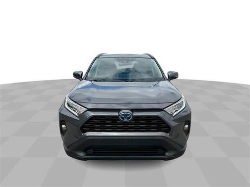 2020 Toyota RAV4 Hybrid XLE