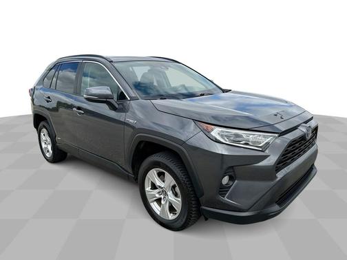 2020 Toyota RAV4 Hybrid XLE
