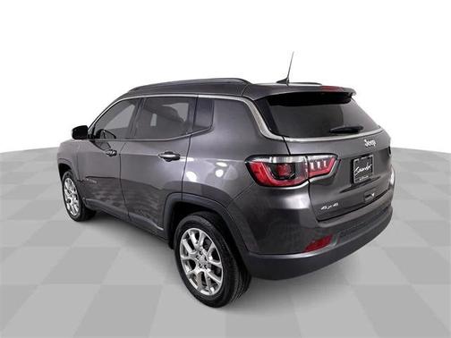 2024 Jeep Compass Latitude Lux