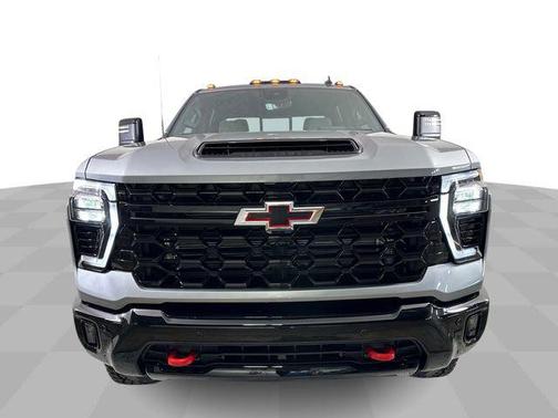Sterling Gray Metallic 2026 Chevrolet Silverado 2500 Crew Cab, Standard Bed, XR2, 4WD