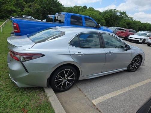 Celestial Silver Metallic 2023 Toyota Camry SE