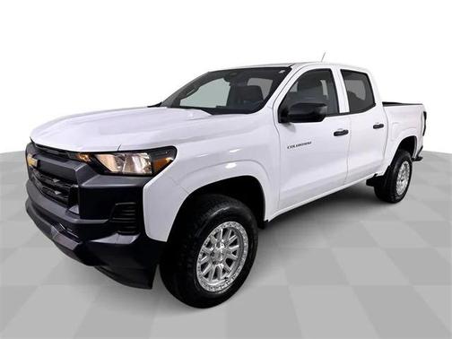 2024 Chevrolet Colorado WT