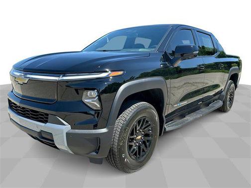 2025 Chevrolet Silverado EV LT