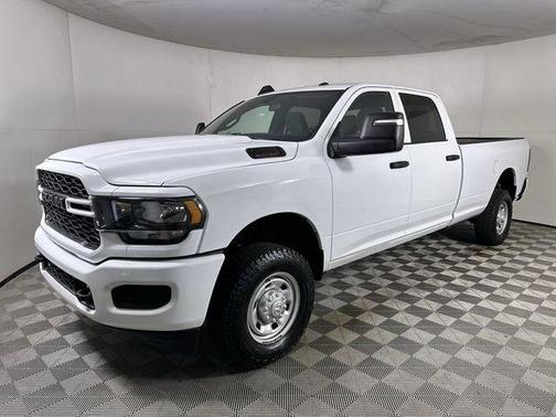Bright White Clearcoat 2023 RAM 2500 Tradesman Crew Cab 4x4 8' Box