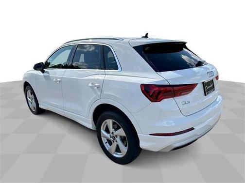 2021 Audi Q3 40 Premium