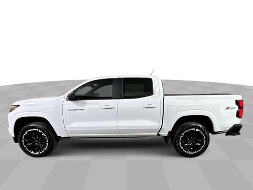 Summit White 2026 Chevrolet Colorado Z71