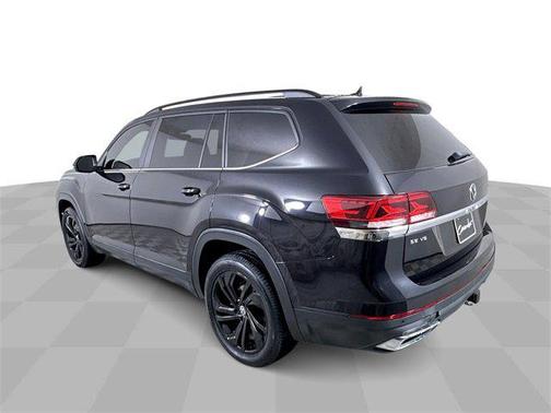 2022 Volkswagen Atlas 3.6L SE w/Technology
