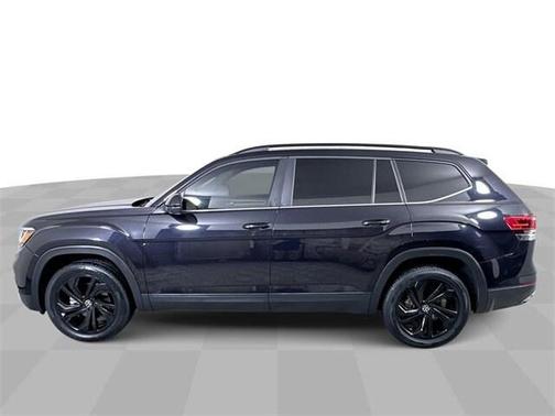 2022 Volkswagen Atlas 3.6L SE w/Technology