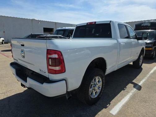 2024 RAM 2500 Laramie Crew Cab 4x4 6'4' Box