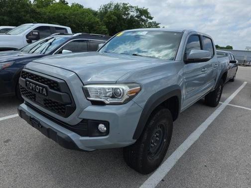 Cement 2019 Toyota Tacoma TRD Off Road