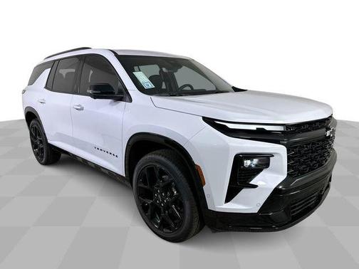 Polar White Tricoat 2026 Chevrolet Traverse RS