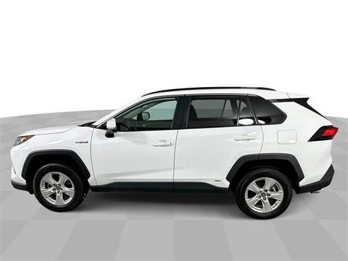 2021 Toyota RAV4 Hybrid LE