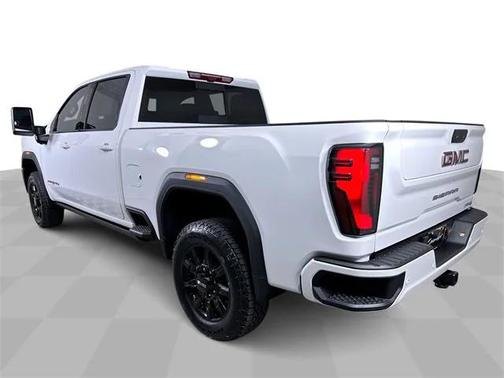 2026 GMC Sierra 2500 AT4