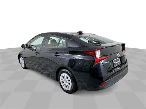 2022 Toyota Prius L