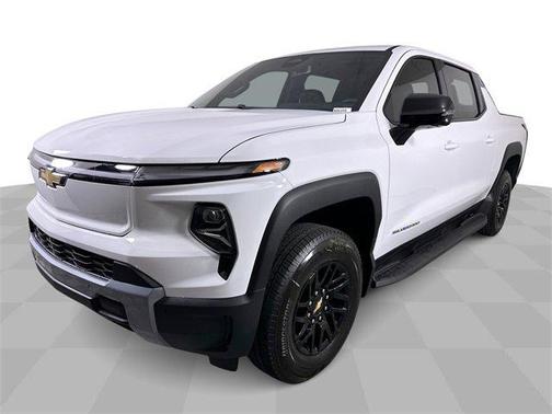 2025 Chevrolet Silverado EV LT