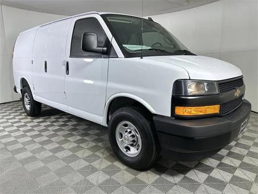 2025 Chevrolet Express 2500 RWD 2500 Regular Wheelbase WT