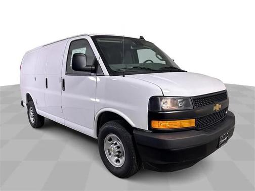 2025 Chevrolet Express 2500 RWD 2500 Regular Wheelbase WT
