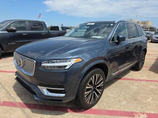 Denim Blue Metallic 2023 Volvo XC90 Recharge Plug-In Hybrid T8 Plus 6-Seater