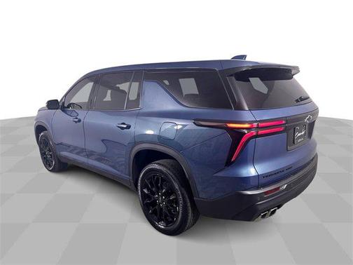 2024 Chevrolet Traverse LS