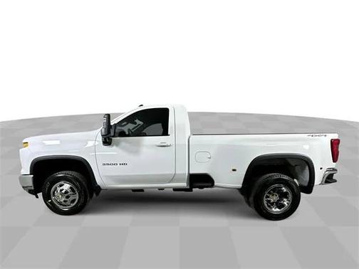 2025 Chevrolet Silverado 3500 LT