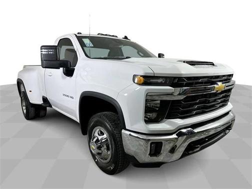 2025 Chevrolet Silverado 3500 LT