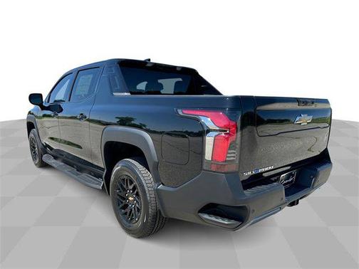 2025 Chevrolet Silverado EV LT