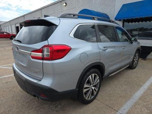 Ice Silver Metallic 2020 Subaru Ascent Limited 8-Passenger