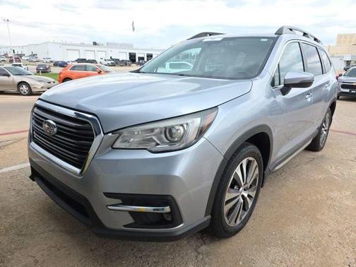Ice Silver Metallic 2020 Subaru Ascent Limited 8-Passenger