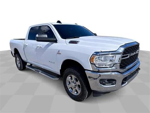 2022 RAM 2500 Big Horn Crew Cab 4x4 6'4' Box