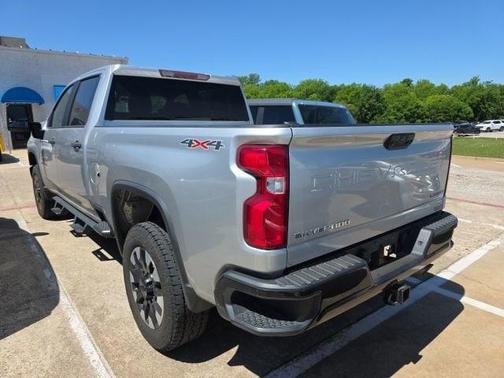 Silver Ice Metallic 2020 Chevrolet Silverado 2500 Custom