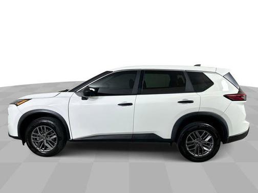 Glacier White 2024 Nissan Rogue S