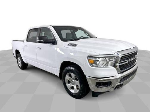 Bright White Clearcoat 2022 RAM 1500 Big Horn/Lone Star