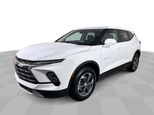 Summit White 2025 Chevrolet Blazer 2LT