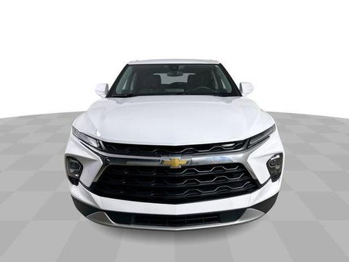 Summit White 2025 Chevrolet Blazer 2LT