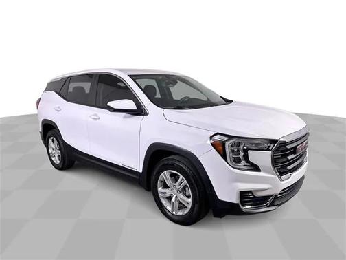 Summit White 2023 GMC Terrain SLE