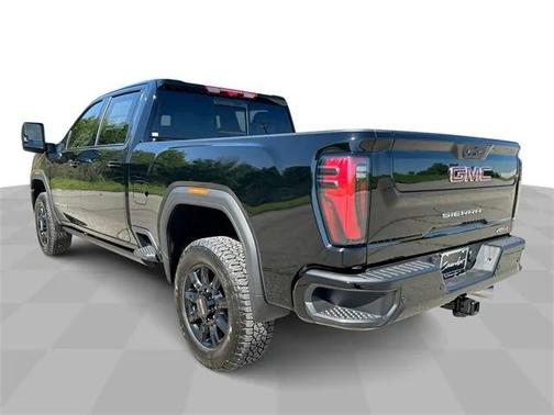 2025 GMC Sierra 2500 AT4