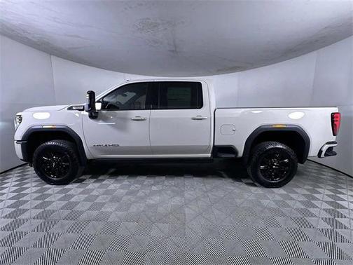 2026 GMC Sierra 2500 AT4